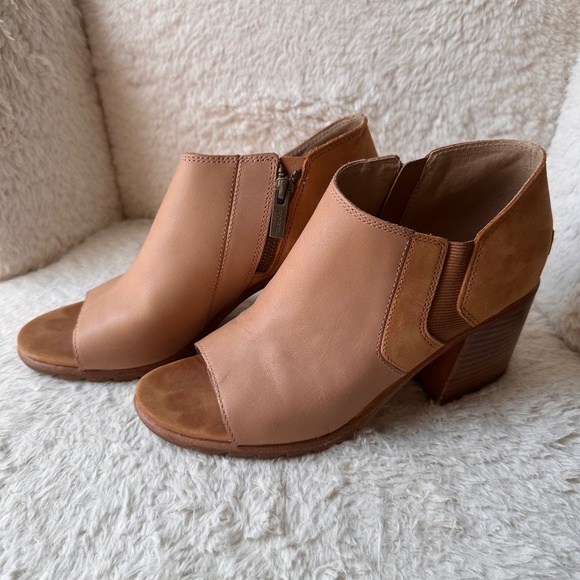 Sorel Tan Leather Ankle Open Toe Heels - Women's 9 - Picture 1 of 6
